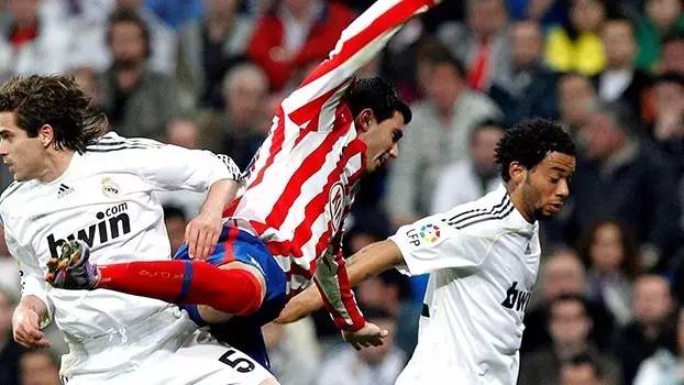 “欧冠决赛”吹牛指南：如何搭讪女（男）球迷？