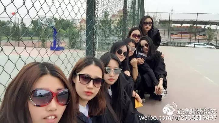 北华大学毕业照如此多彩看咱吉林学生多有才