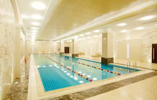 青岛伊春路银座游泳馆学游泳价格,青岛市室内游泳馆