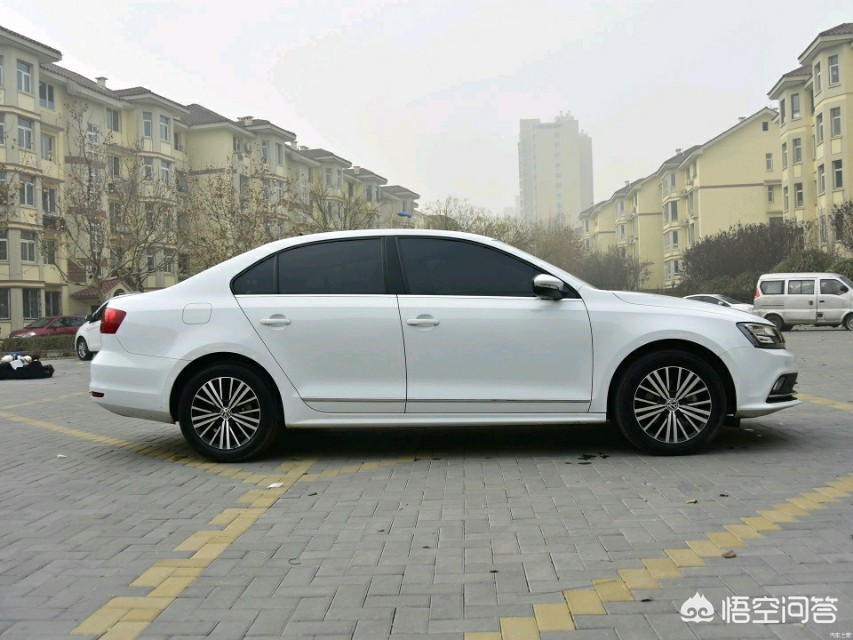 迈腾1.8T和2.0T有什么区别,迈腾1.4t和速腾1.5t哪个好