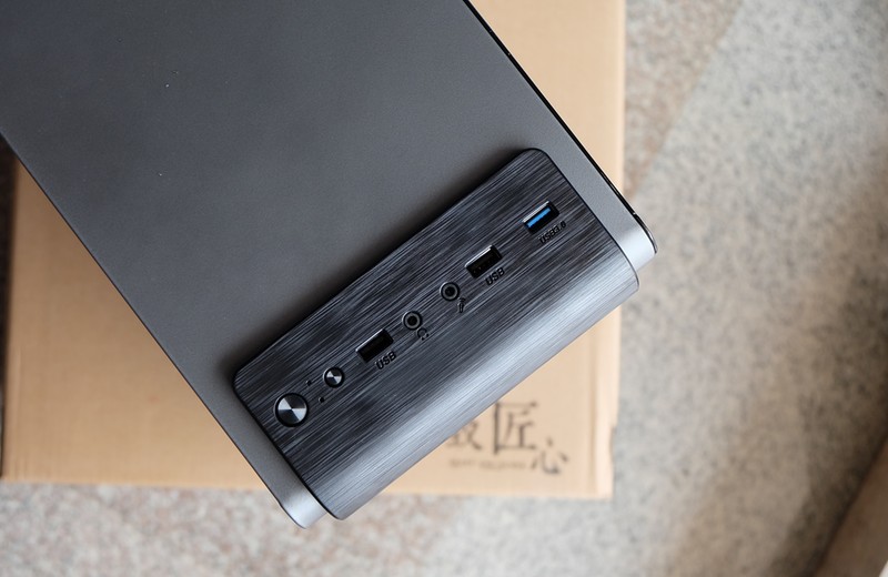 小机箱能装大主板,迷你小机箱装机推荐