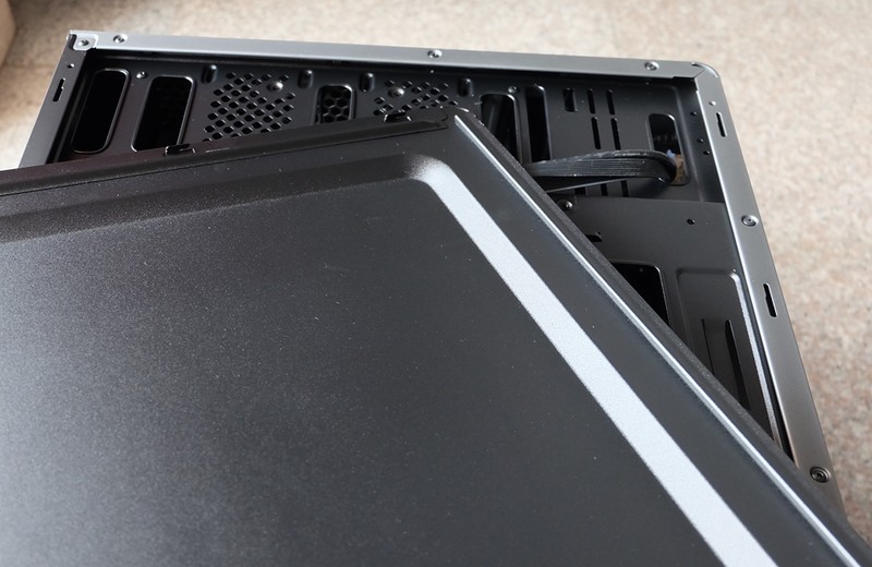 小机箱能装大主板,迷你小机箱装机推荐