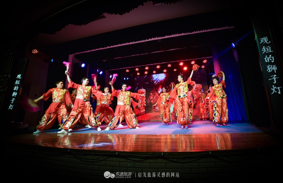 皖风徽韵戏曲,黄梅戏戏装大全