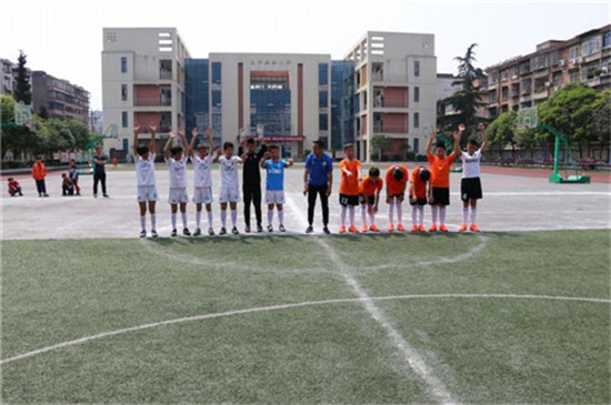 太平实验小学足球,太平小学足球比赛完整版