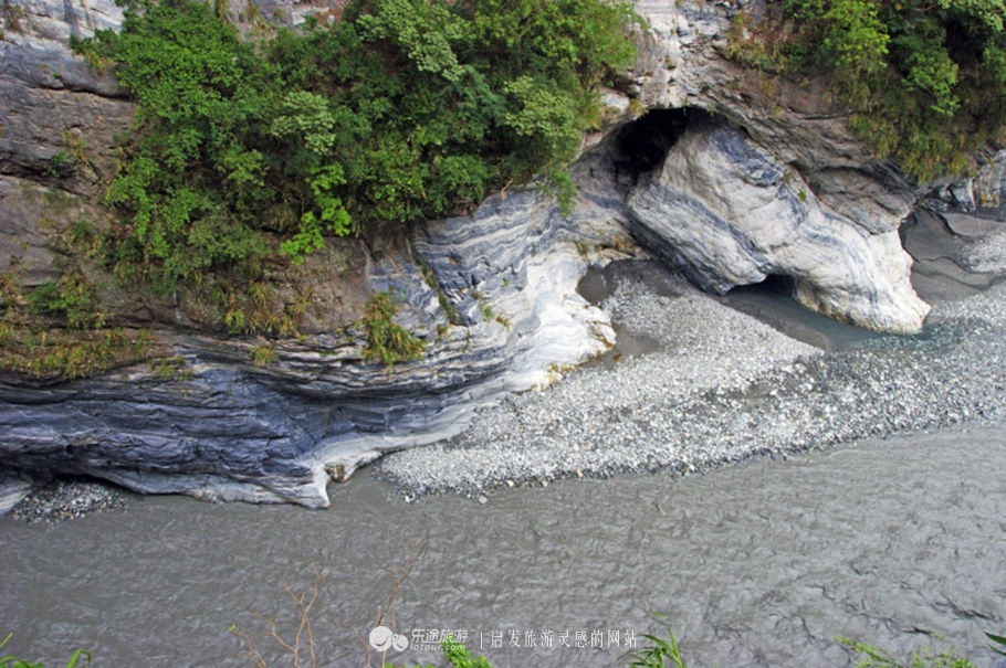太鲁阁高粱酒,太鲁阁抗日