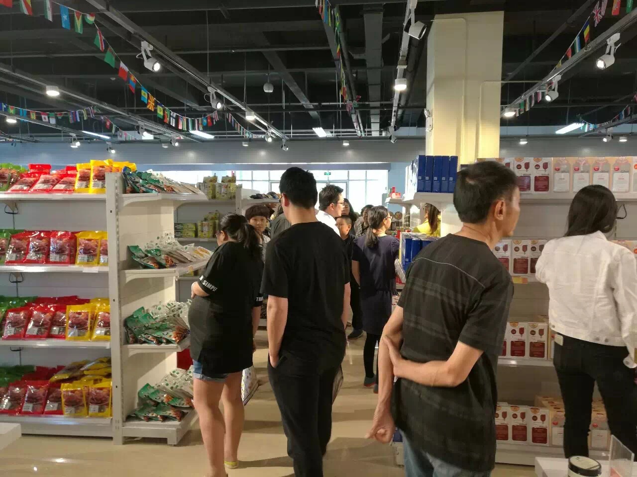 昆明晶品卉为孩子打造缤纷大舞台举办幼儿才艺展现活动