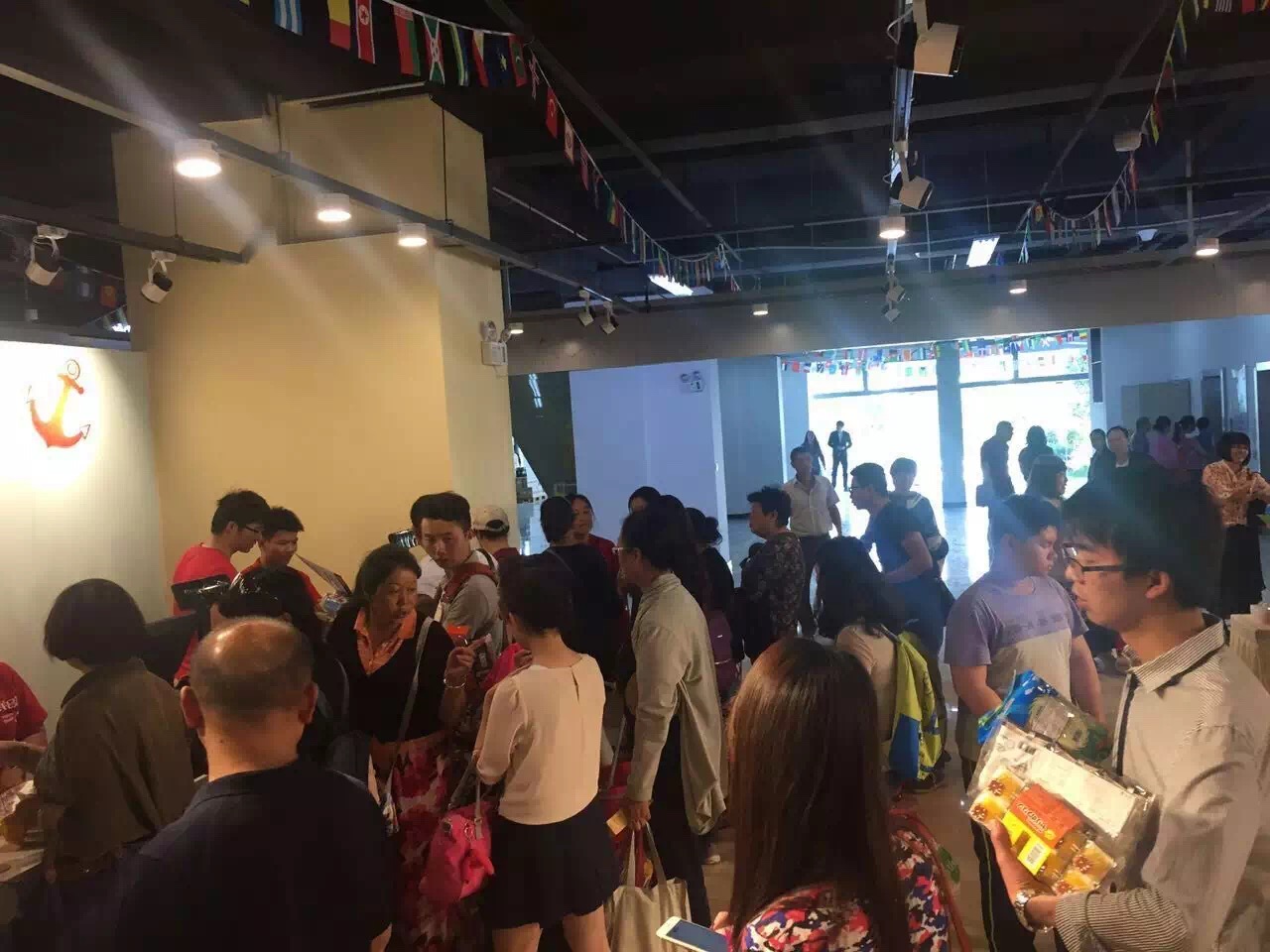 昆明晶品卉为孩子打造缤纷大舞台举办幼儿才艺展现活动