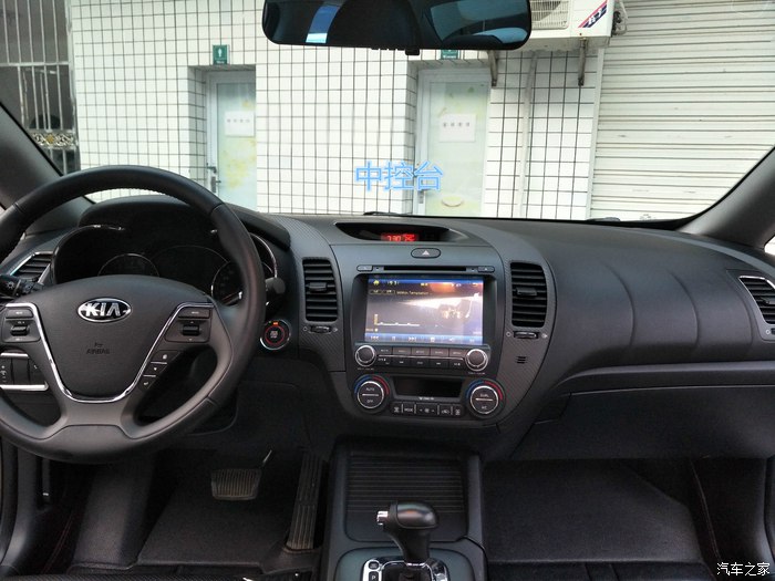 起亚k3优点,起亚K3性能和油耗