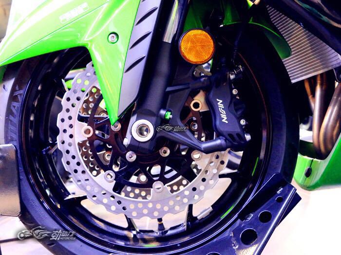 川崎zx14r下赛道第一视角,川崎zx-14r新款