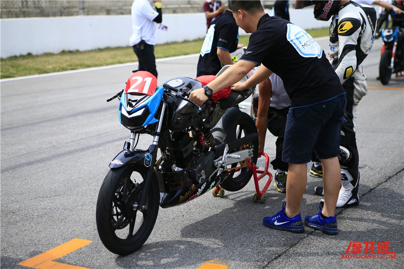 考NMB来赛车！CMBC全国摩托车场地锦标赛约战京城！