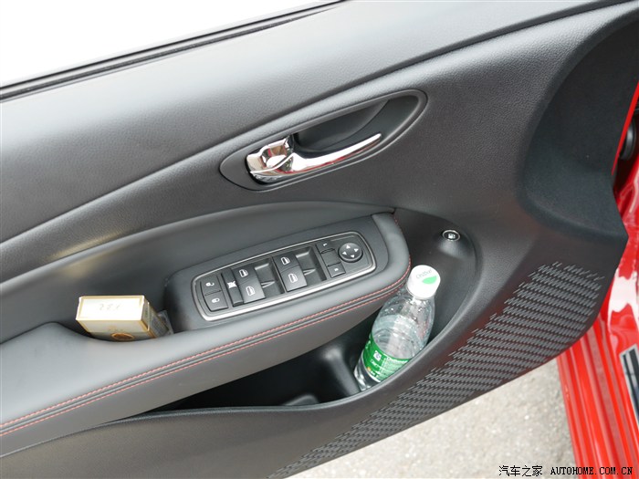 菲亚特致悦2014款拉花,致悦白色款改装