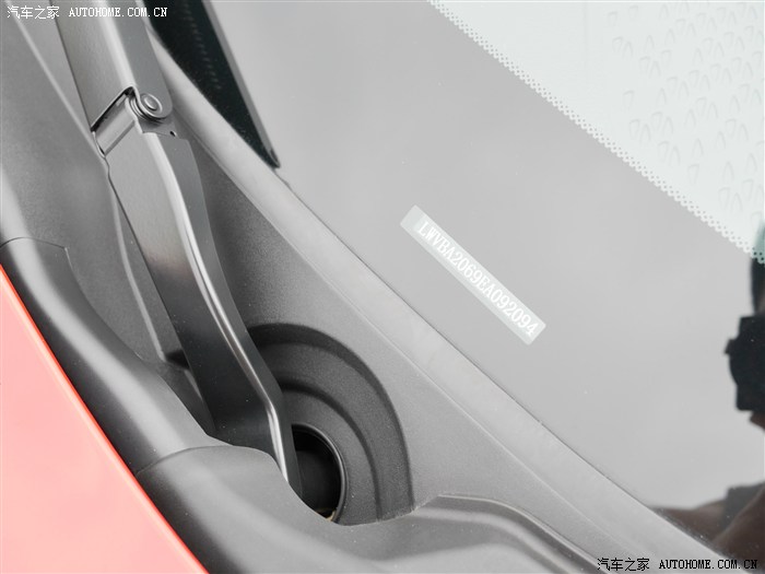 菲亚特致悦2014款拉花,致悦白色款改装