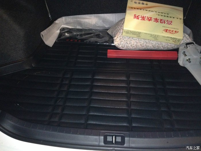 宁可天天没钱花也要买台卡罗拉,30岁自己买车买房的心酸