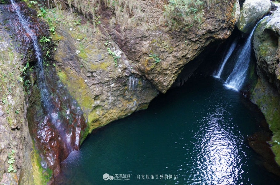 云顶景区瀑布,云顶山峡谷七彩瀑布