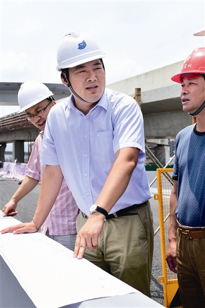 许雷挺副区长,许雷挺简介