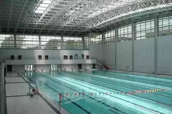 清凉一夏亲子游泳池,去西安游泳推荐哪个游泳馆