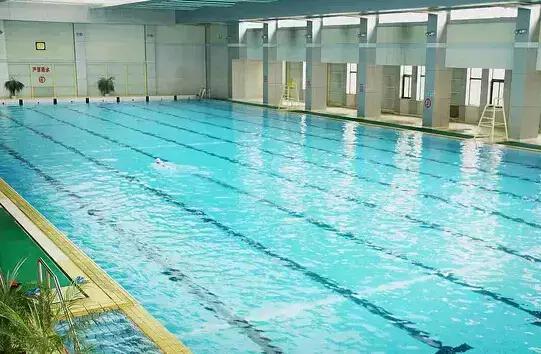 清凉一夏亲子游泳池,去西安游泳推荐哪个游泳馆