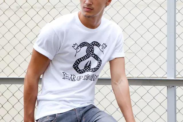 一件t两种穿法,一件t恤的多种穿法