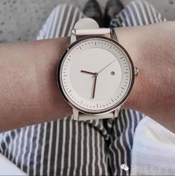 没块好看的表，我都不好意思露手段