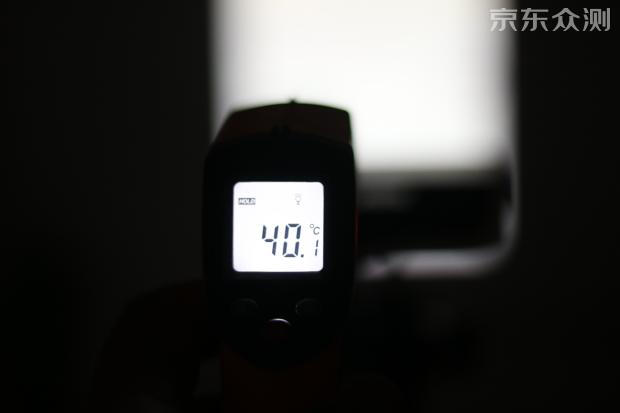 你们用投影看电影，我用投影干这个！