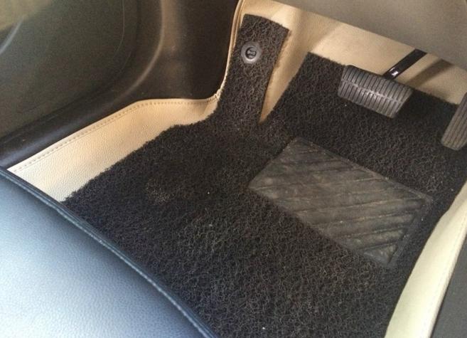 别克英朗20空间,英朗空间坐人实测