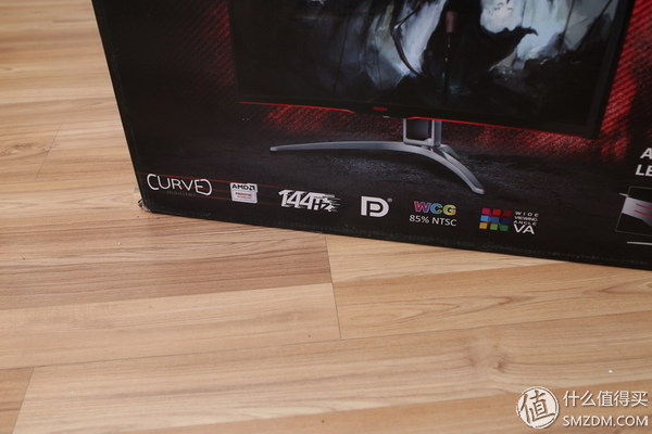 100%srgb电竞显示屏,100%srgb和90%p3色域显示器