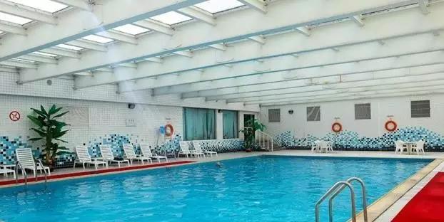 清凉一夏亲子游泳池,去西安游泳推荐哪个游泳馆