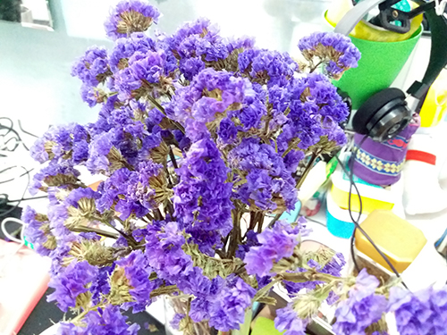 2千块买华为还是买三星,2千多买个二手手机值得吗