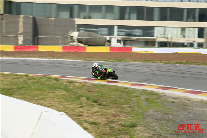 考NMB来赛车！CMBC全国摩托车场地锦标赛约战京城！