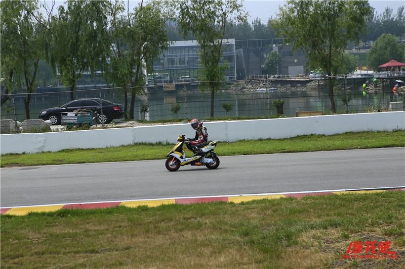 考NMB来赛车！CMBC全国摩托车场地锦标赛约战京城！