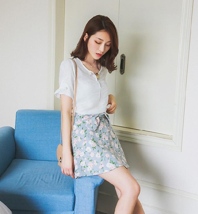 衣橱百搭经典款有哪些,衣橱必备碎花裙