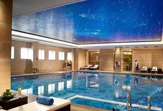 清凉一夏亲子游泳池,去西安游泳推荐哪个游泳馆