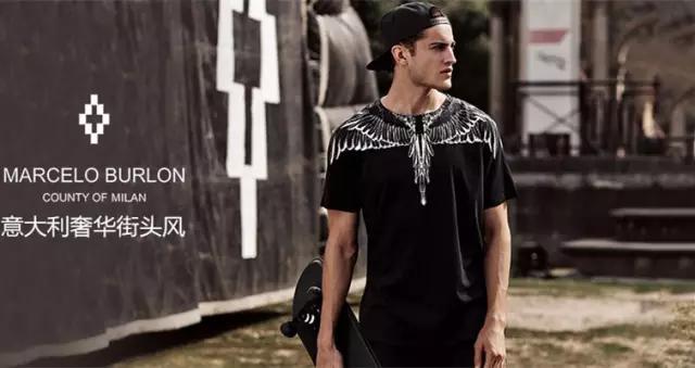 一件t两种穿法,一件t恤的多种穿法