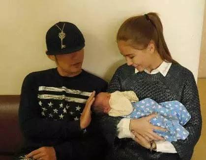 昆凌回应送周杰伦跑车,昆凌送别周杰伦豪车