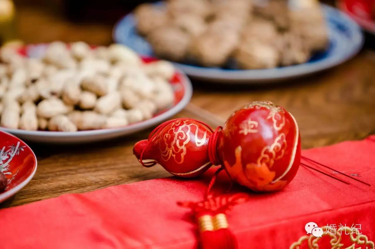 分毫不差按清朝老北京规矩结婚新郎三支箭射向端庄典雅新娘