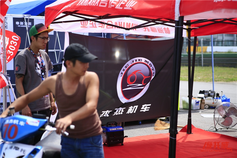 考NMB来赛车！CMBC全国摩托车场地锦标赛约战京城！