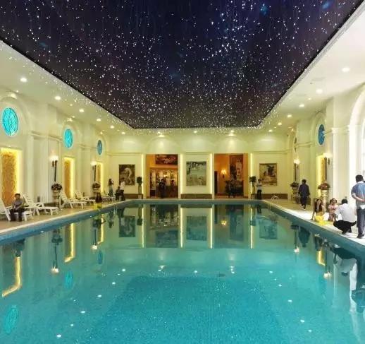 清凉一夏亲子游泳池,去西安游泳推荐哪个游泳馆