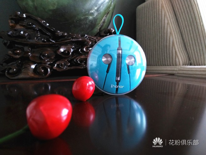 荣耀耳机引擎2代苍穹灰,心随声动蓝牙耳机