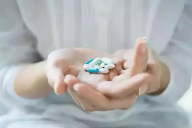 吃完紧急避孕药感觉自己变丑变胖,吃避孕药会变胖变丑吗