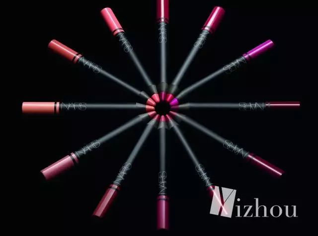 现在的美妆品的名字太太太太少儿不宜了，“一丝不挂”、“事后清晨”、Sex-Proof……