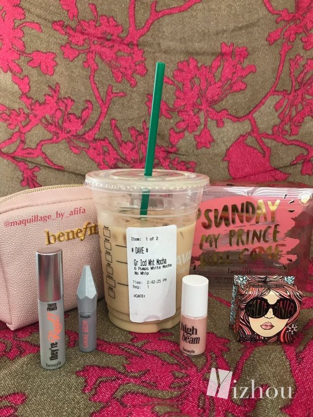 现在的美妆品的名字太太太太少儿不宜了，“一丝不挂”、“事后清晨”、Sex-Proof……