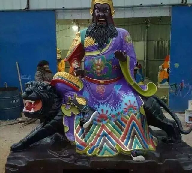 初五迎财神拜关羽可以么,初五拜财神的正确步骤