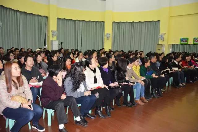 幼儿园书香润童心阅读伴成长视频,幼儿园阅读书香润童心