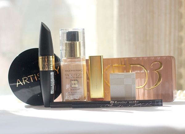 鏄熺悆澶ф垬闃跨背杈炬媺濂崇帇濠氱ぜ,鏄熺悆澶ф垬闃跨背杈炬媺濂崇帇鍘熷瀷