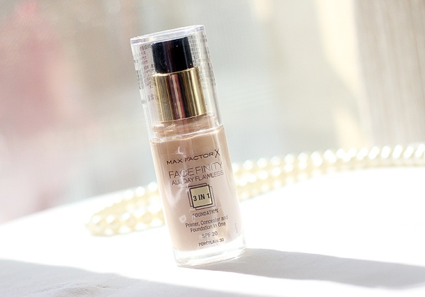 鏄熺悆澶ф垬闃跨背杈炬媺濂崇帇濠氱ぜ,鏄熺悆澶ф垬闃跨背杈炬媺濂崇帇鍘熷瀷