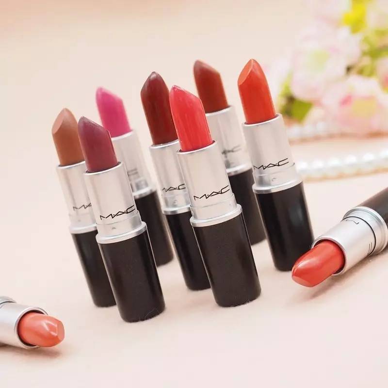 mac口红的与众不同的地方,mac口红正红色rubywoo不干