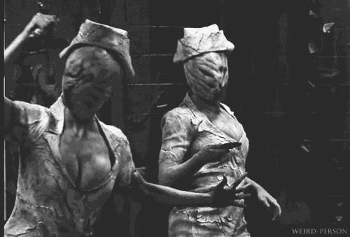 他来了请闭眼霍建华恐怖吗,他来了请闭眼地下室