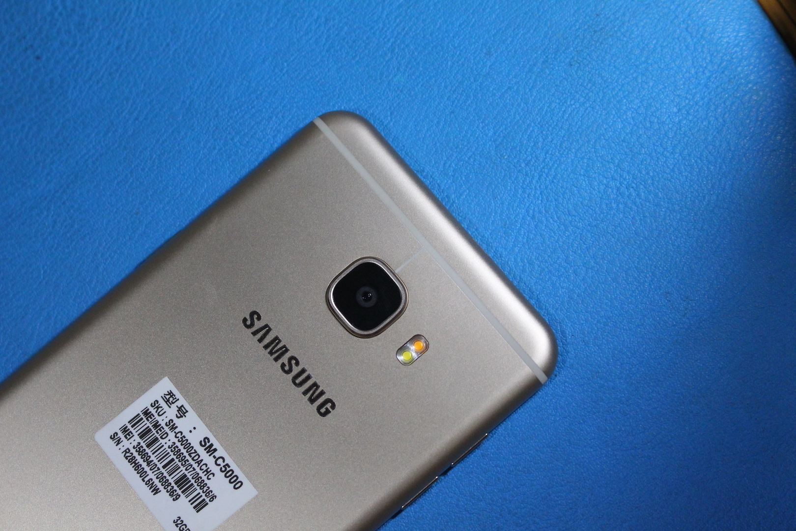 三星galaxyc55小白测评,三星galaxyc5价格及参数配置