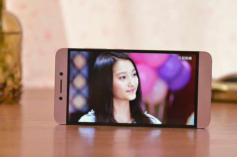 乐2为什么那么便宜,乐2什么时候出的