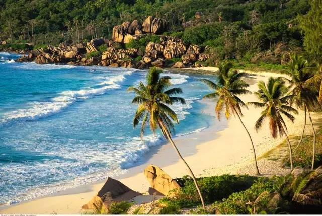 比马尔代夫还美的地方,比马尔代夫还美的国内海岛